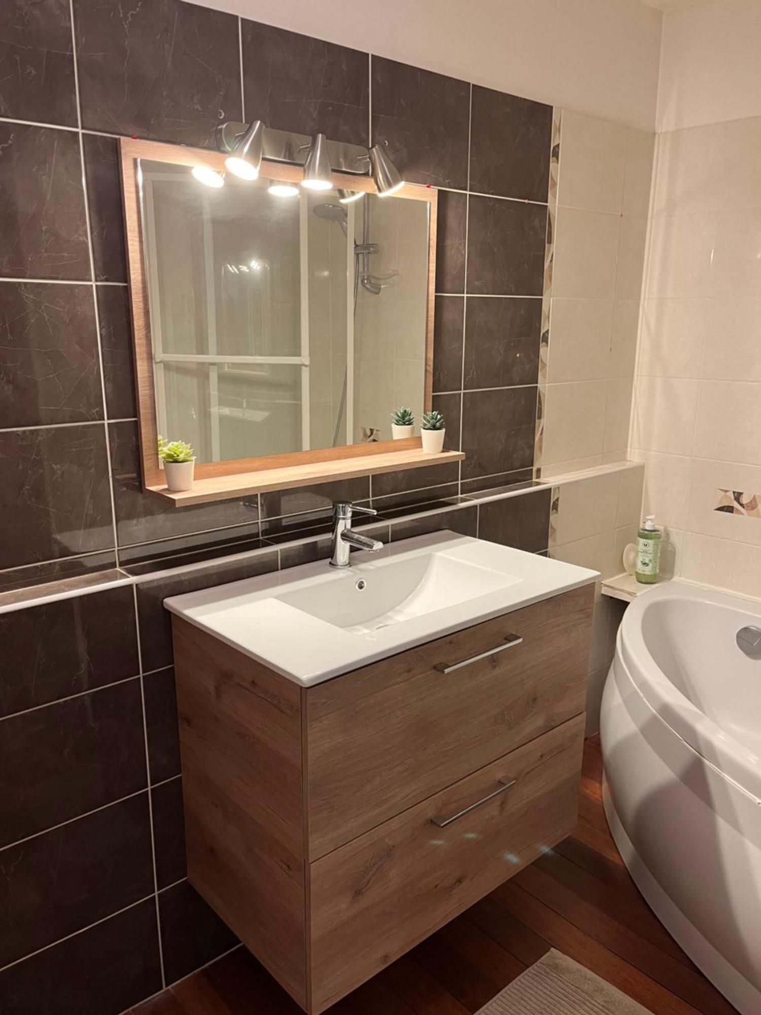 Appartement Avec Jardin Au Pied Du Centre-Ville Caen Zewnętrze zdjęcie